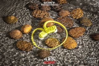 Sony WS623 Sport Walkman : หูฟังบลูทูธสาย Sport พร้อมหน่วยความจำภายใน 4 GB (Degree ดีไซน์ Sport ต่อบลูทูธได้ ใส่ว่ายน้ำได้)