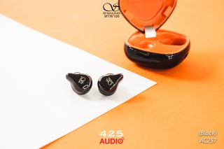 Shanling MTW100 (BA Version) หูฟัง TWS ไดร์เวอร์ BA แบรนด์ดัง “Knowles” มีโหมดดูดเสียง กันนํ้า IPX7 (Degree ดำ-แดงเด่นรายละเอียด)